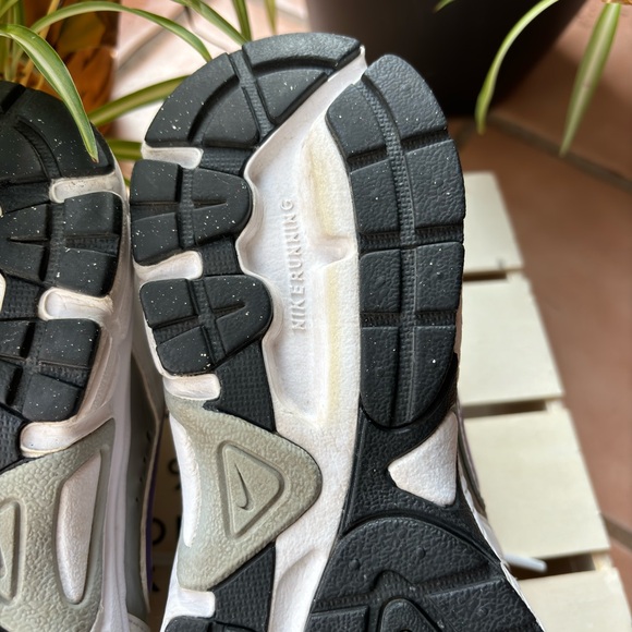 Women’s Nike Dart 9 Running Shoe-Like New - Picture 15 of 15